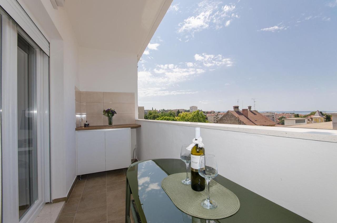 Modern Living Apartment Airy Split Buitenkant foto