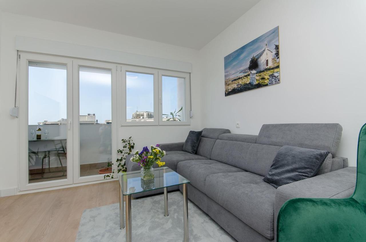 Modern Living Apartment Airy Split Buitenkant foto